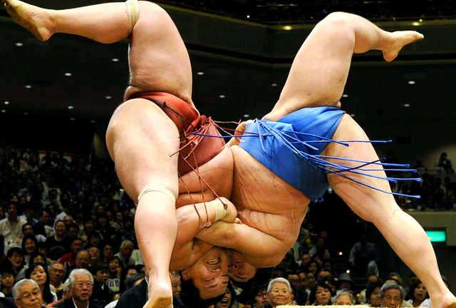 Тренування борців сумо